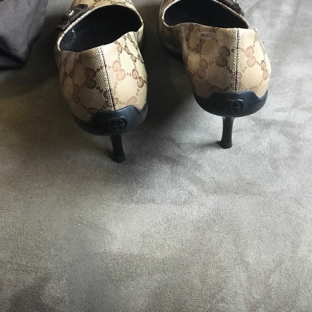 Shoes - Picture 5 of 8